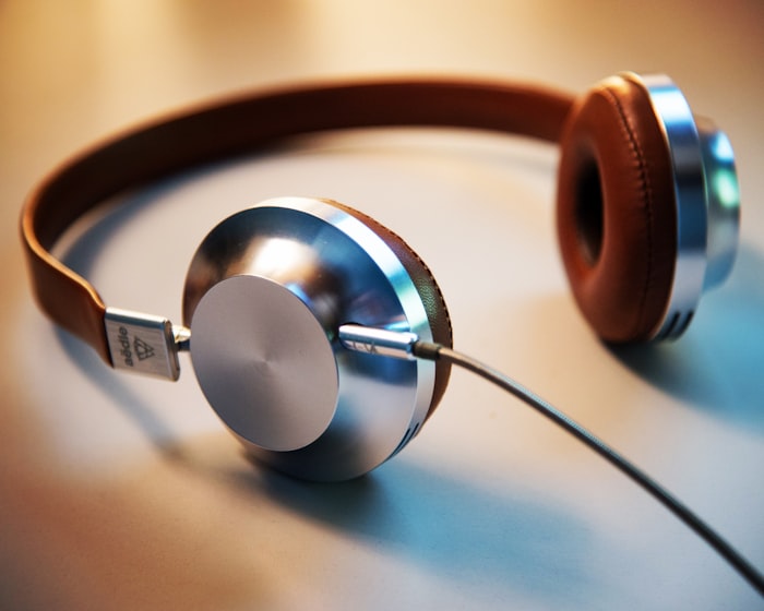 Cuffie on-ear dal look curato